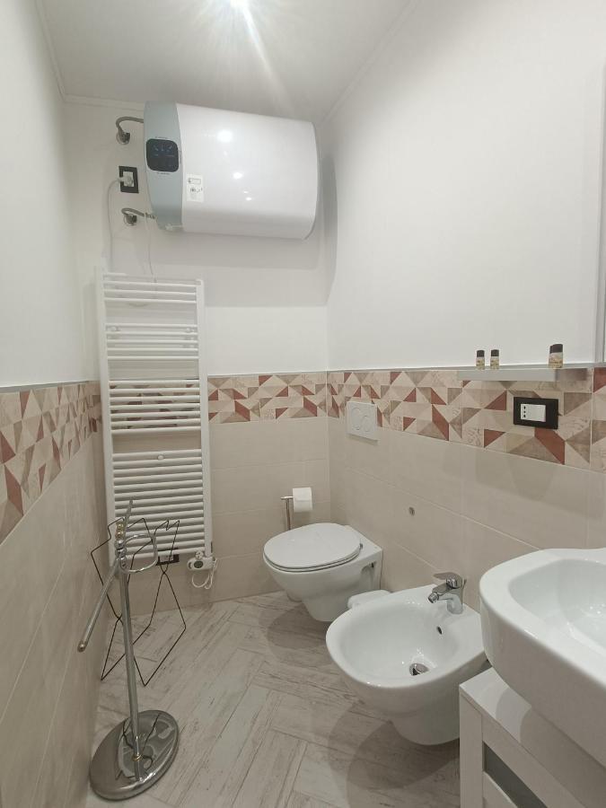 Casa Vacanze Via Nizza 57 Zinola-Wifi Савона Экстерьер фото