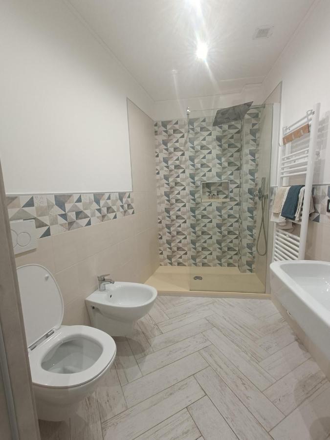 Casa Vacanze Via Nizza 57 Zinola-Wifi Савона Экстерьер фото